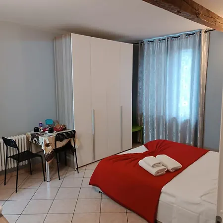 Anche A Su Richiesta Apartment