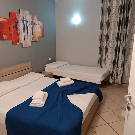 Anche A Su Richiesta Apartment